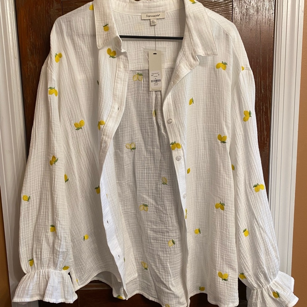 Francesca's Collections White Button-Down Shirt with Yellow Lemon Print